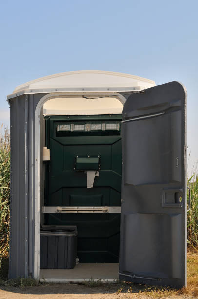 Porta potty delivery and setup in Lake Charles, LA